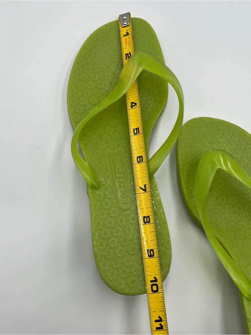 Vtg RARE Rocket Dog Y2K Matte Lime Green Jelly Kitten Heel Sandals Thong Mules 8